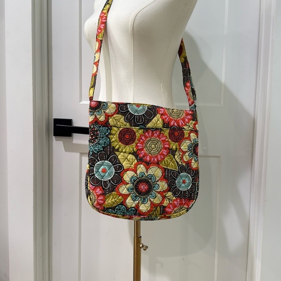 Vera Bradley Crossbody Bag Floral with Quilted Design With Packets - Picture 6 of 15